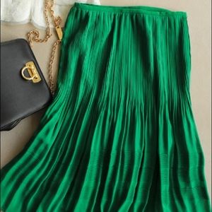 Green pleated skirt